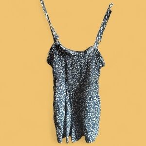 Old Navy Little Girls Size 6/7 Cottagecore Floral Navy Blue & White  Romper